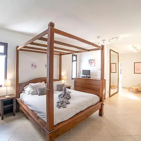 Calluna 491 2 Bedroom With & Resistance Pool Villa