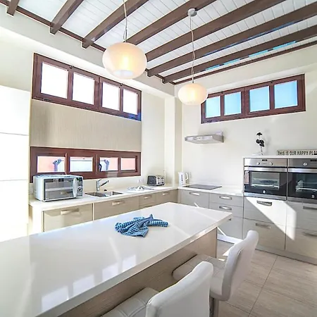 Calluna 491 2 Bedroom With & Resistance Pool * Playa Blanca (Lanzarote)